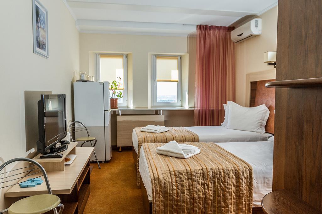 7 Sky Hotel Klinicheskaya Street Kijev Kültér fotó
