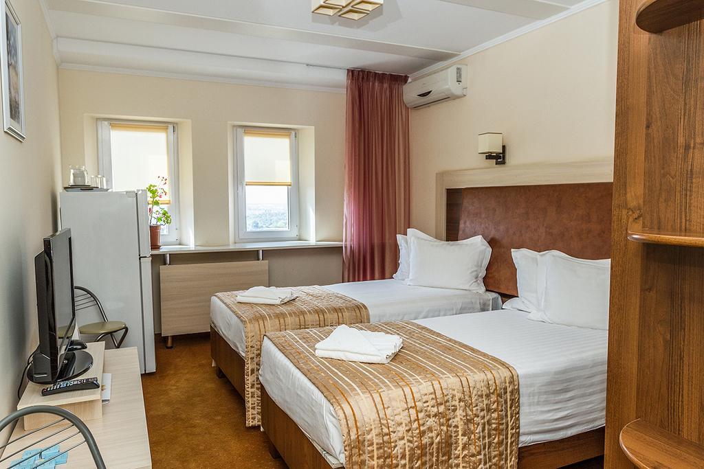7 Sky Hotel Klinicheskaya Street Kijev Kültér fotó