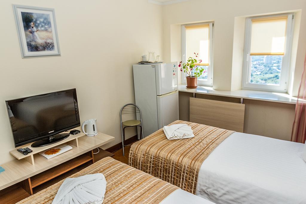 7 Sky Hotel Klinicheskaya Street Kijev Kültér fotó