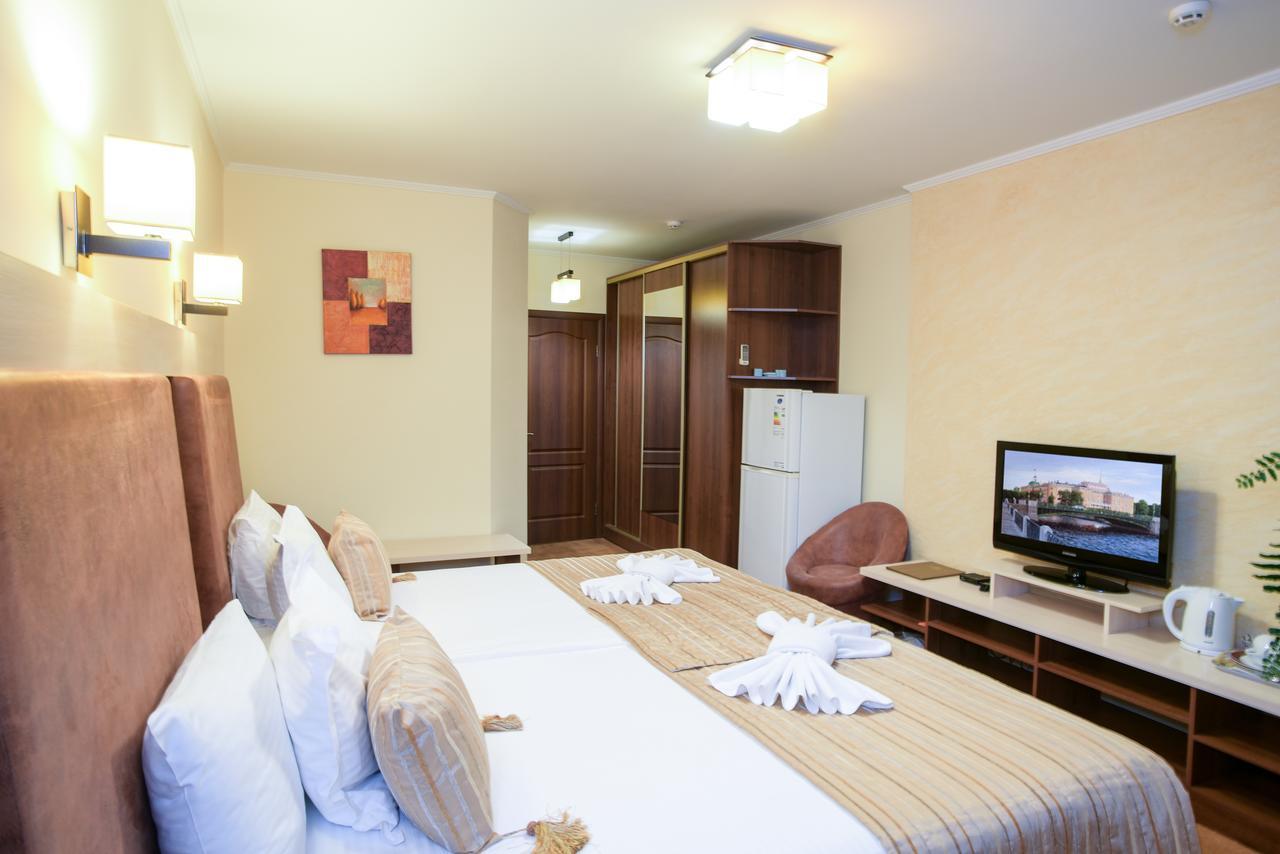 7 Sky Hotel Klinicheskaya Street Kijev Kültér fotó